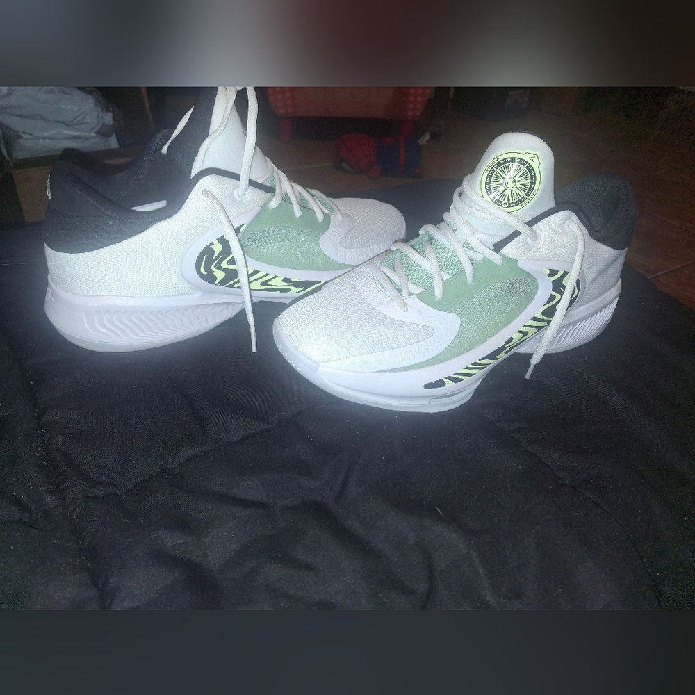 Nike Zoom 4